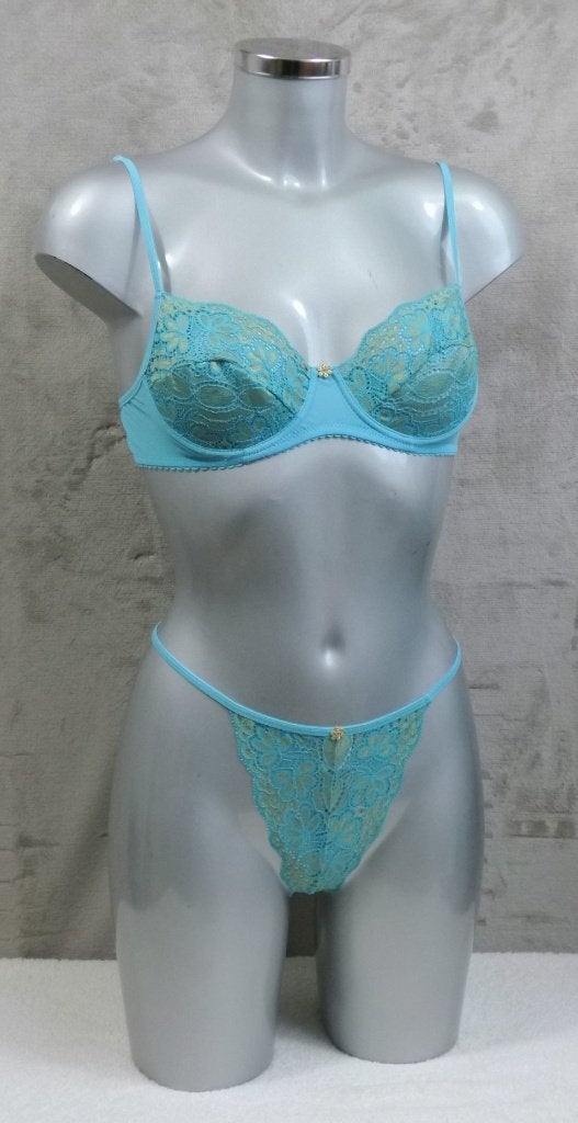 Tweedelig Romantisch Lingerie Setje maat M (537), Kleding | Dames, M&N Dream Lingerie, Ophalen of Verzenden, Overige kleuren, Setje