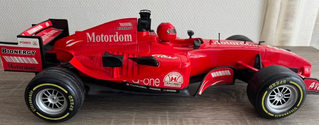 Motordom F1 Raceauto met geluid, Kinderen en Baby's, Speelgoed | Speelgoedvoertuigen, Ophalen, Gebruikt