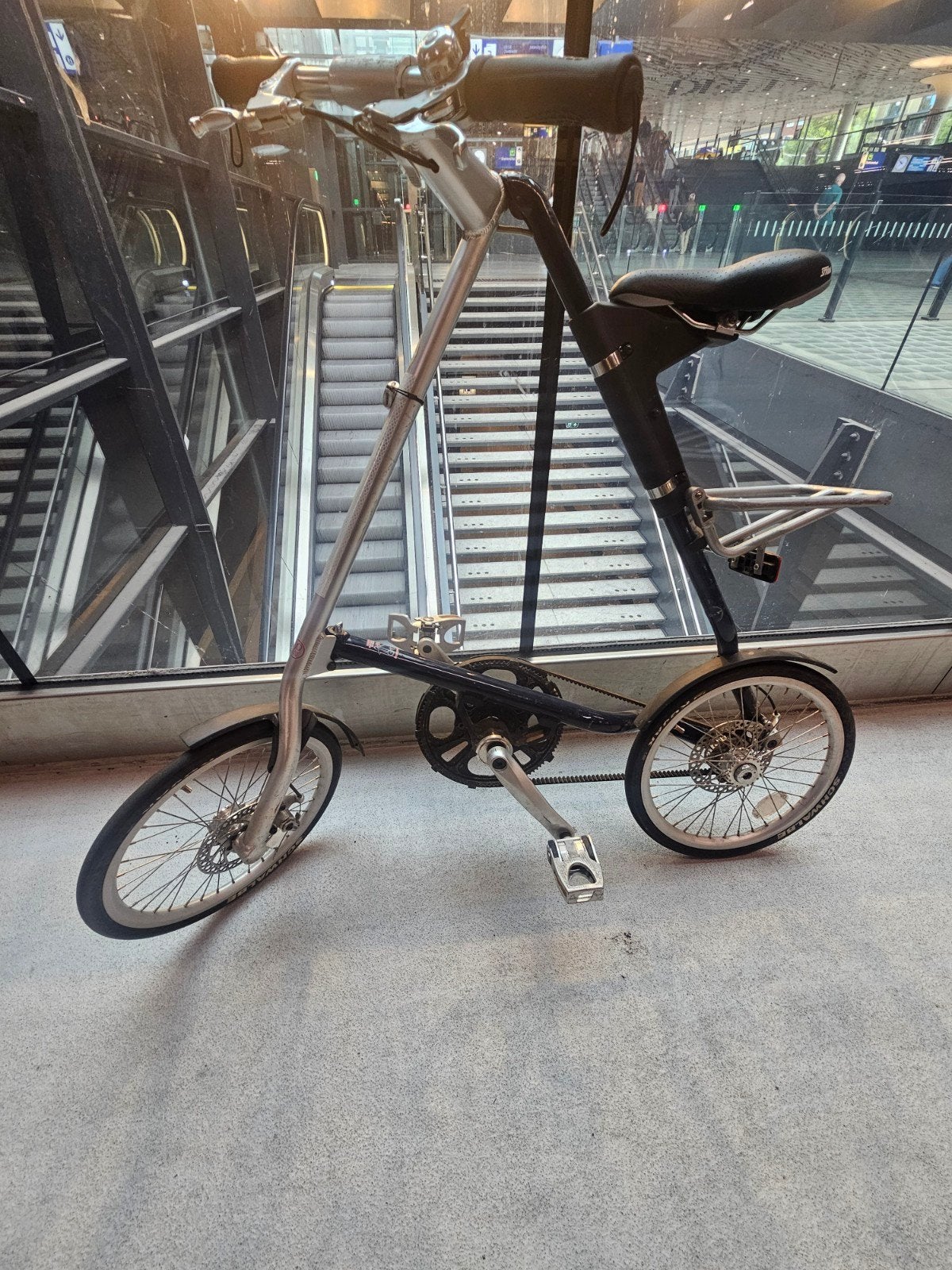 2X strida SX 18 inch vouwfietsen in zeer goede staat.

Deze, Brompton, 16 tot 18 inch, Ophalen of Verzenden, Zo goed als nieuw