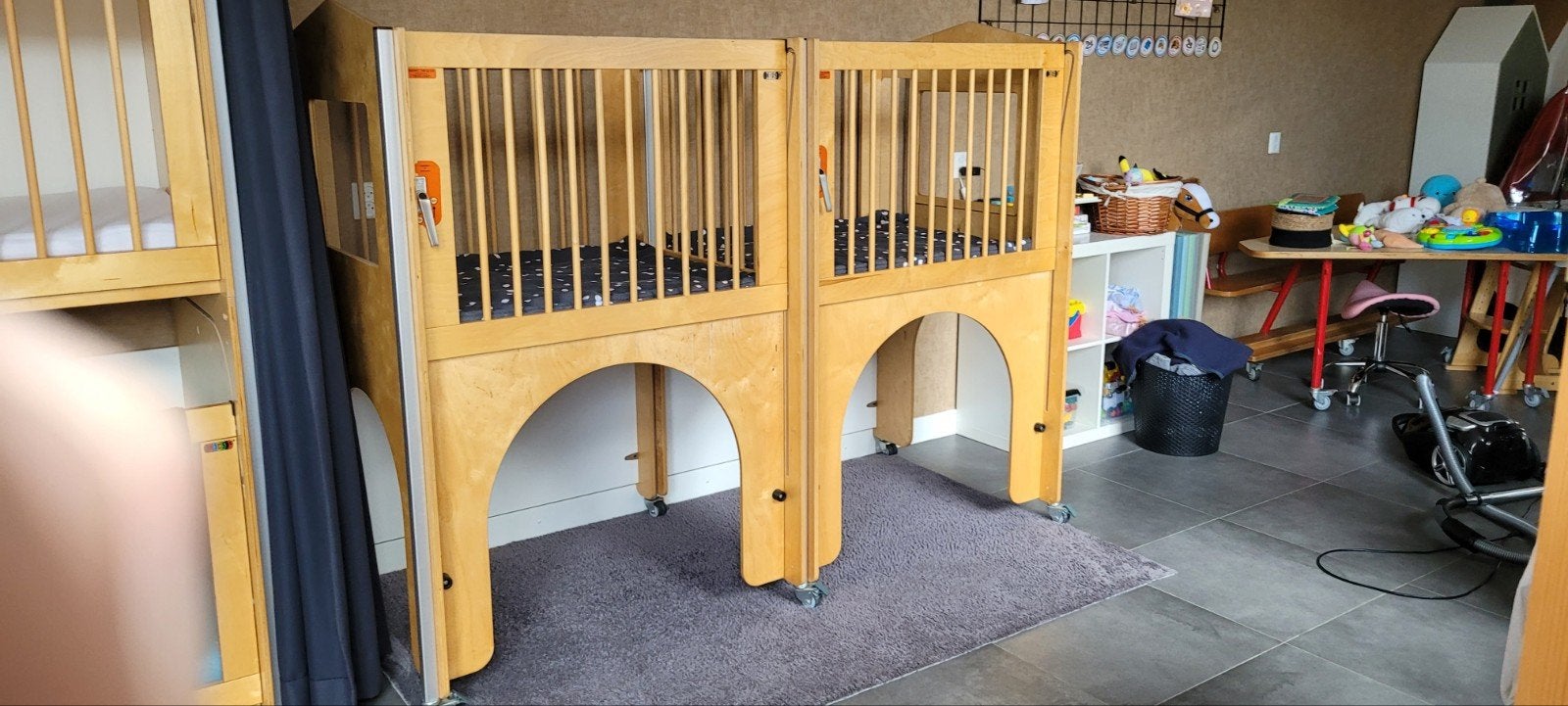 KidsF hoge duobox met speelruimte er onder, Gebruikt, Minder dan 140 cm, Minder dan 70 cm, Ophalen