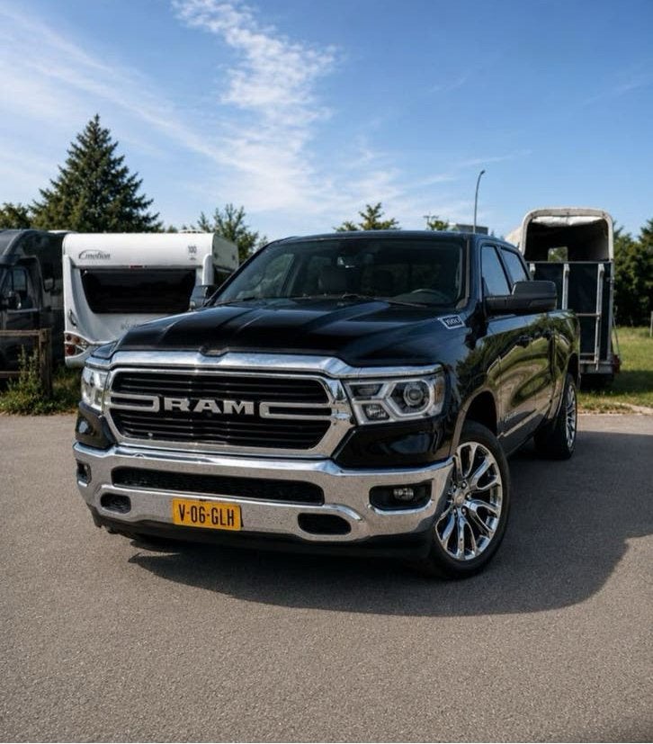 Dodge 2019 127dk, Auto's, Automaat, 5654 cc, Leder en Stof, Zwart