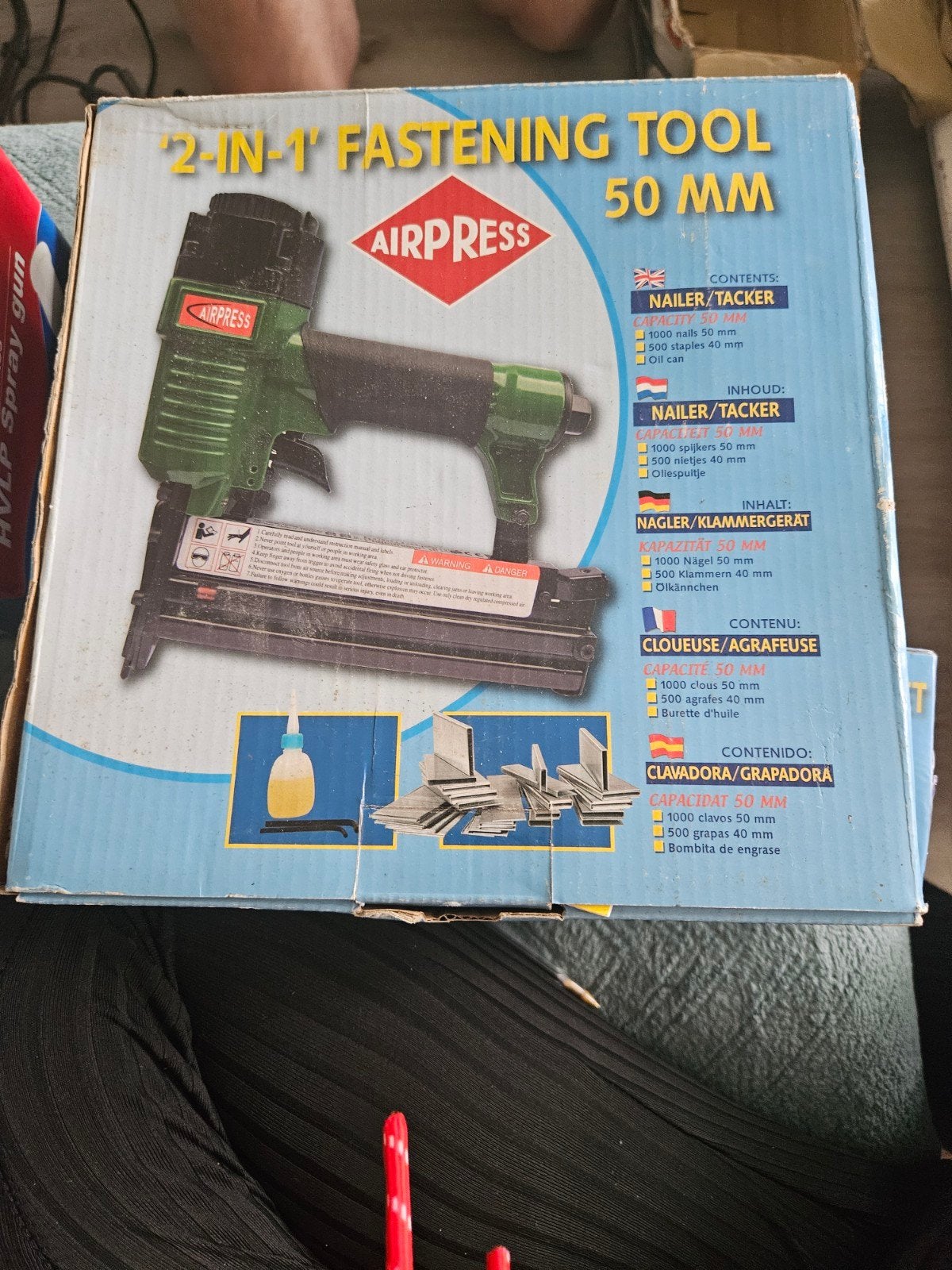 Airpress 2-in-1 Nietmachine/Tacker 50mm met accessoires, Doe-het-zelf en Verbouw, Gereedschap | Handgereedschap, Ophalen of Verzenden
