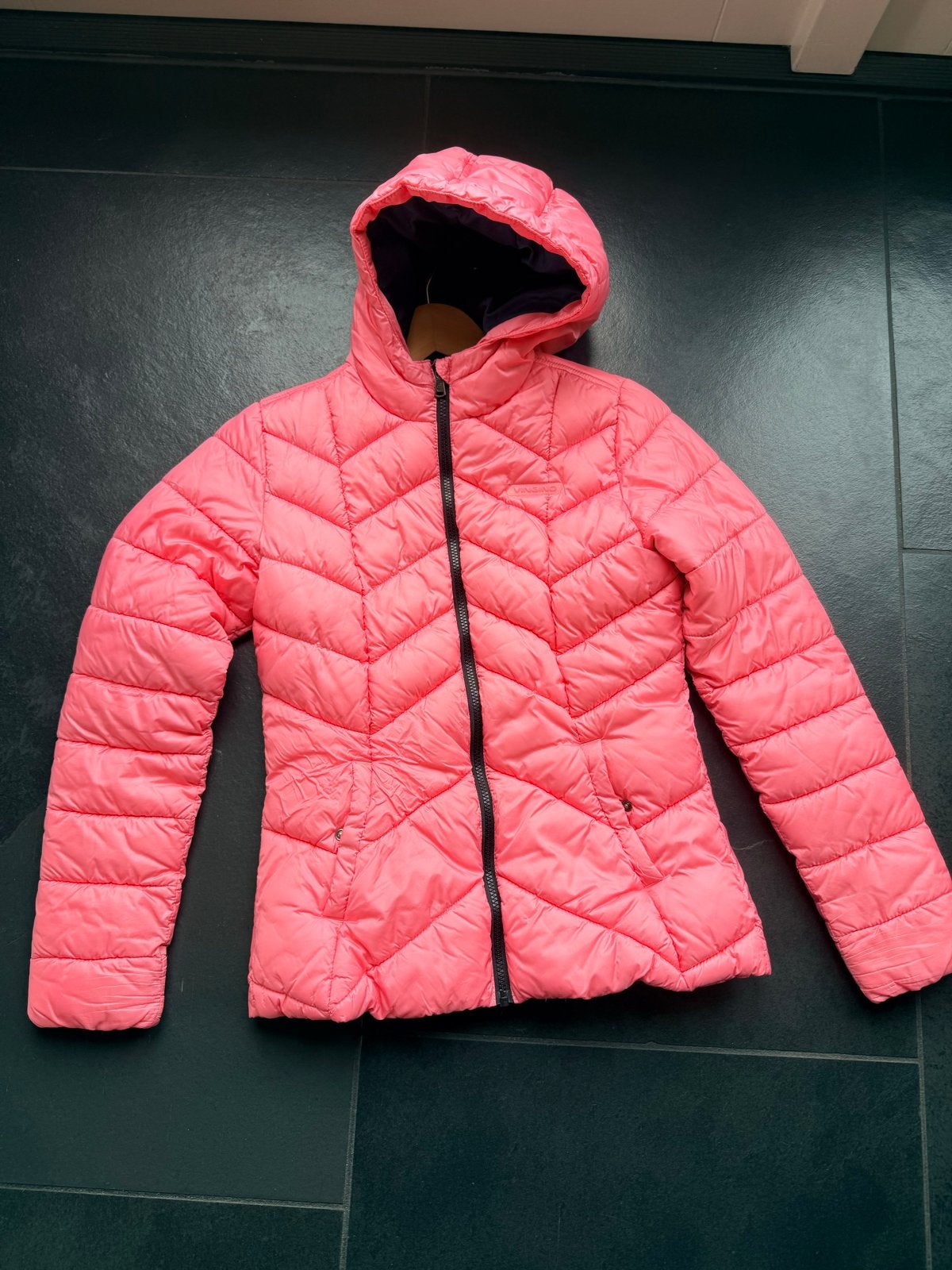 Vingino gewatteerde winterjas roze maat 164, Ophalen of Verzenden, Zo goed als nieuw, Meisje, Jas
