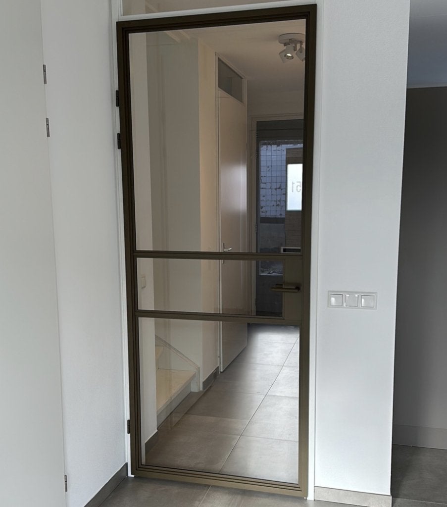 Aluminium binnendeuren met glas in Zwart en Brons