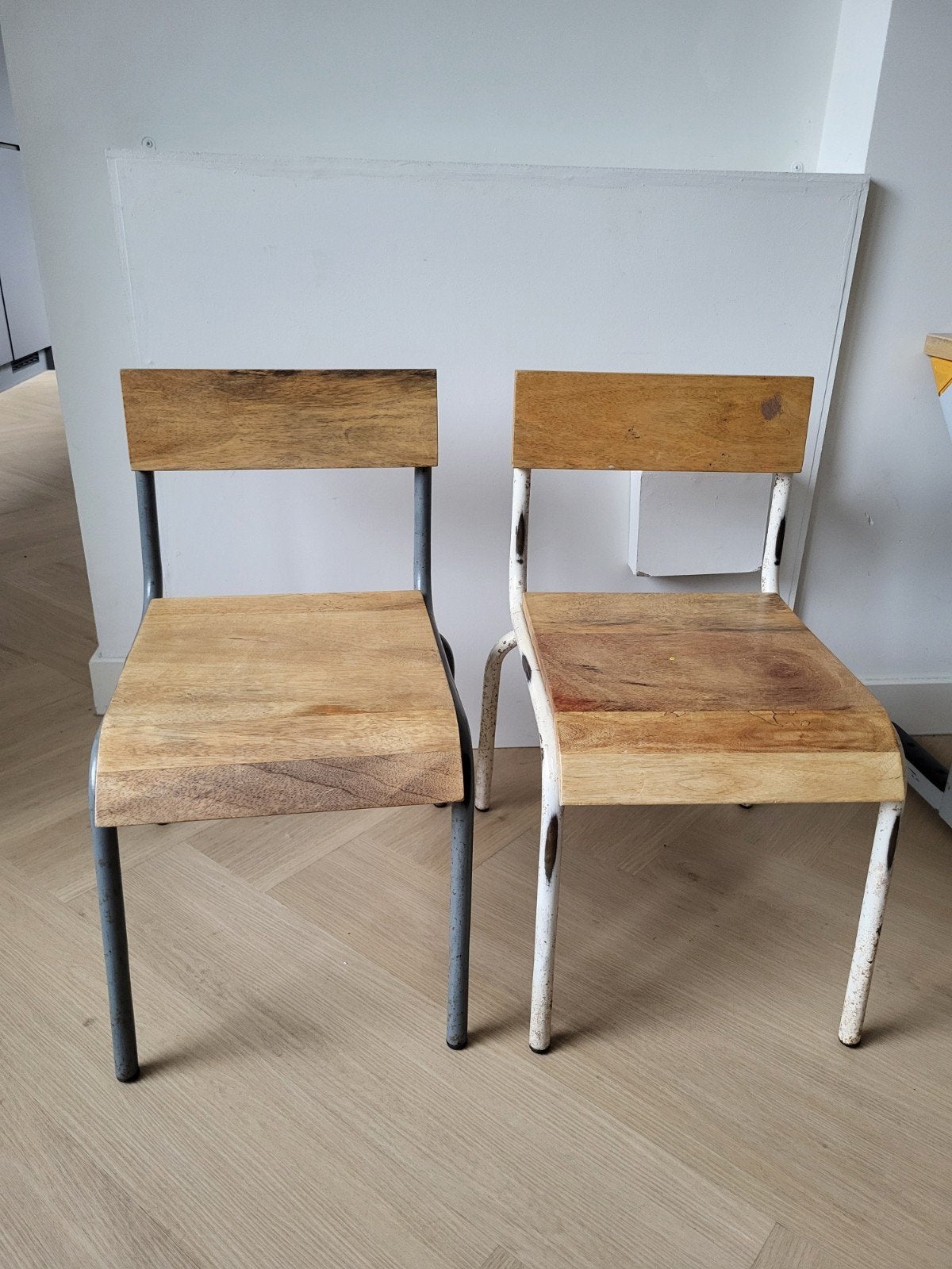 Kleuter peuter stoeltjes 2 merk Kids Depot vintage look, Kinderen en Baby's, Kinderkamer | Tafels en Stoelen, Ophalen, Gebruikt