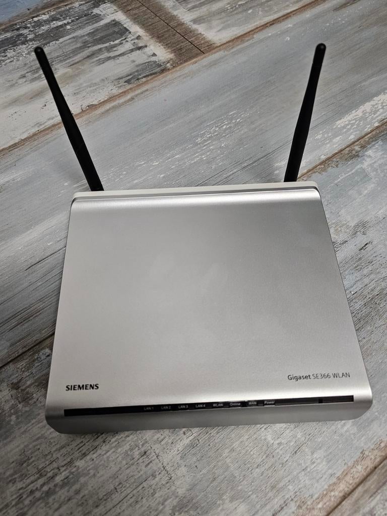 Siemens Gigaset SE366 WLAN Router, Computers en Software, Ophalen of Verzenden, Zo goed als nieuw, Router, Siemens Gigaset