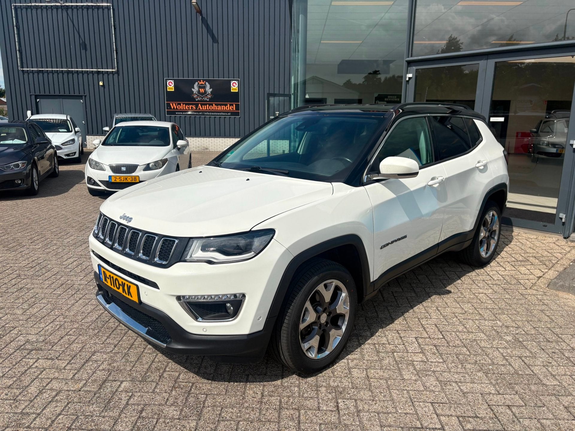 Jeep Compass 2.0 MultiJet Limited 4x4, Auto's, Automaat, 450 kg, 4 cilinders, Leder en Stof