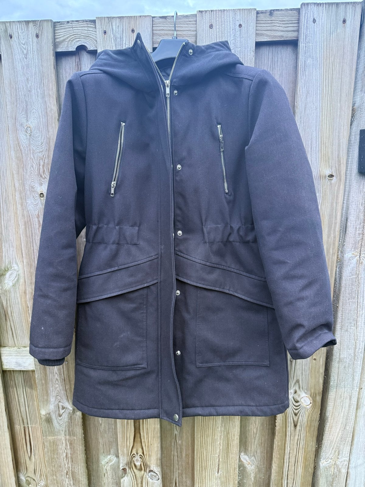 Sparkz Copenhagen Donkerblauwe Jas met Aansnoerbare Taille, Kleding | Dames, Jassen | Winter, Ophalen of Verzenden, Gedragen, Maat 38/40 (M)