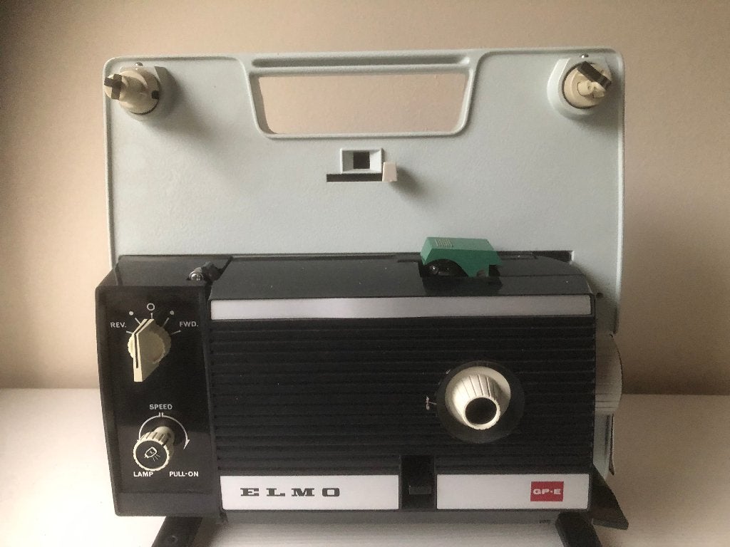 Elmo 8 mm Filmprojector GPE. voor Single en Super, Verzamelen, Fotografica en Filmapparatuur, Ophalen of Verzenden, 1960 tot 1980