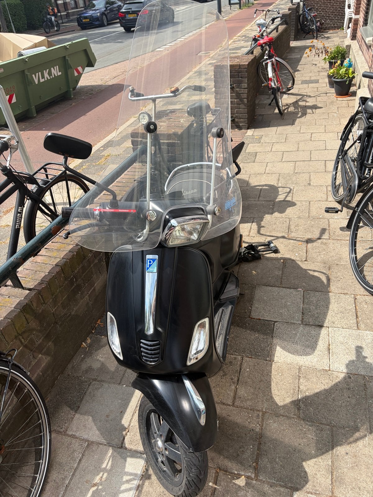 Vespa S 50 4T 25 Matzwart met slot en helm, Ophalen, Gebruikt, Vespa S, Benzine