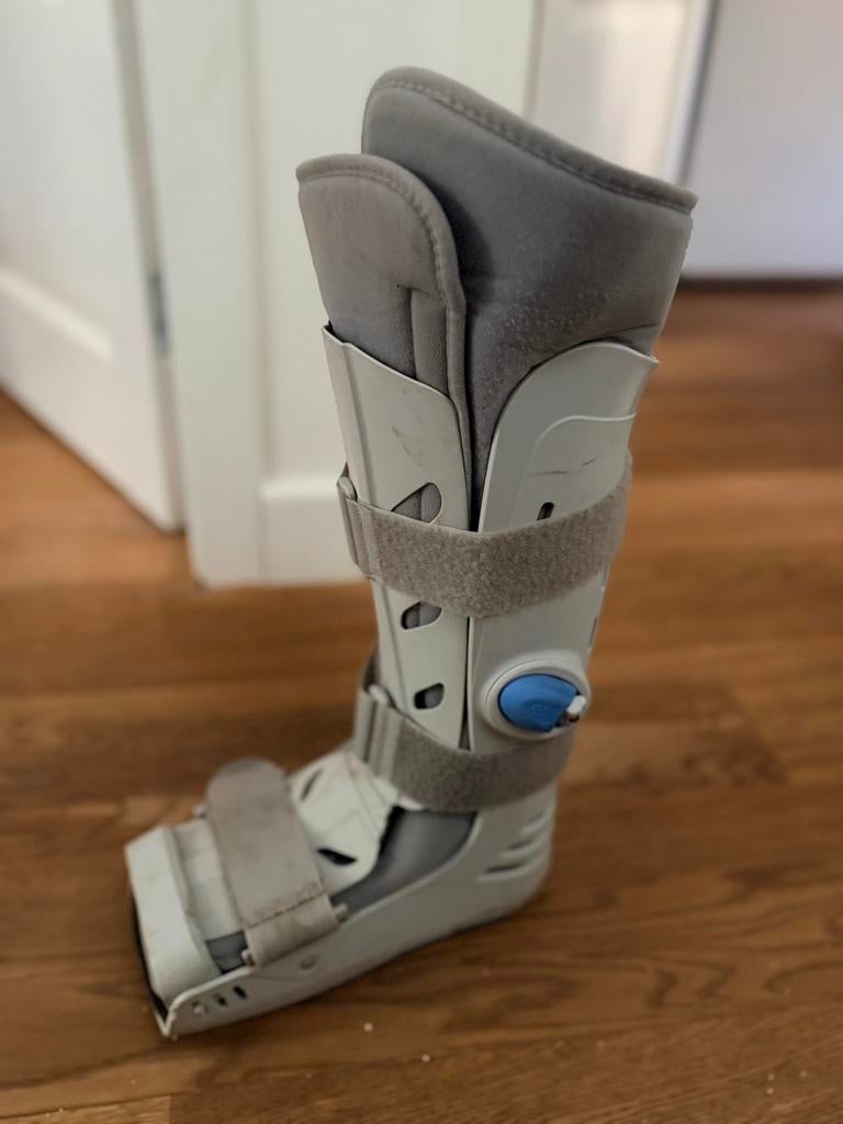 Brace Air Walker maat L, Ophalen, Gebruikt