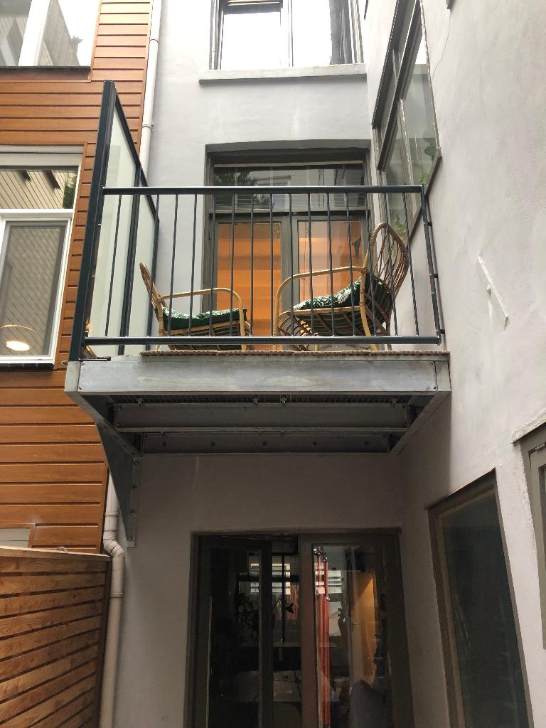 Balkon constructie staal 1,5 x 2 m, Ophalen, Zo goed als nieuw, IJzer
