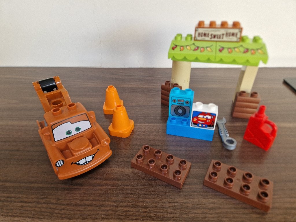 LEGO DUPLO Cars 3 Takels schuur - 10856, Overige thema's, Compleet, Ophalen of Verzenden, Zo goed als nieuw