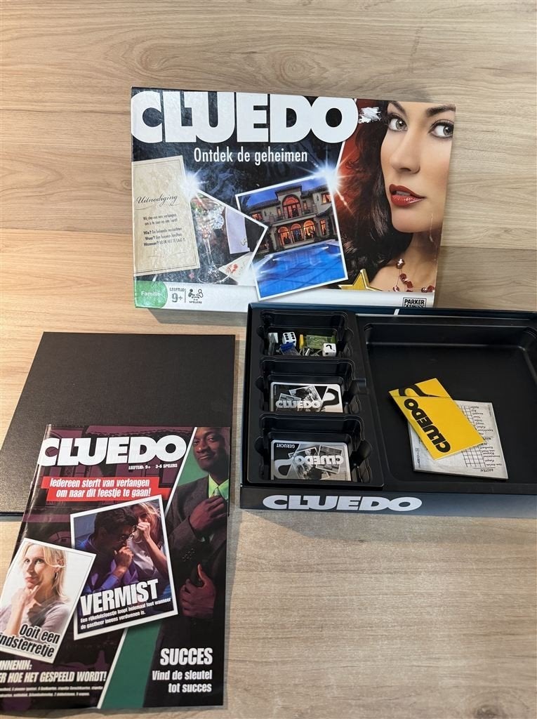 Cluedo ontdek de geheimen - s6960, Verzenden, Zo goed als nieuw