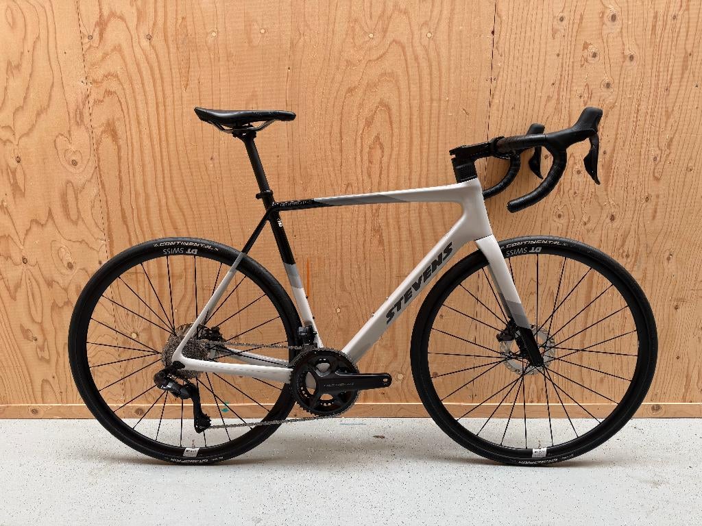 Stevens Izoard PRO Disc - Ultegra Di2 - Maat 56 - Nieuwstaat, Fietsen en Brommers, Fietsen | Racefietsen, Overige merken, 28 inch