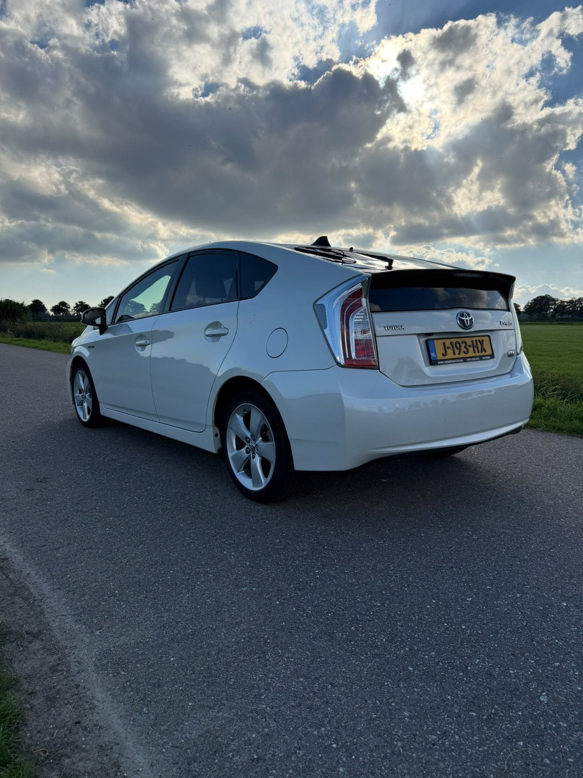 Toyota Prius 1.8 Full Hybrid Automaat | Camera | 170.000 KM, Auto's, Euro 5, 1340 kg, 4 cilinders, Wit