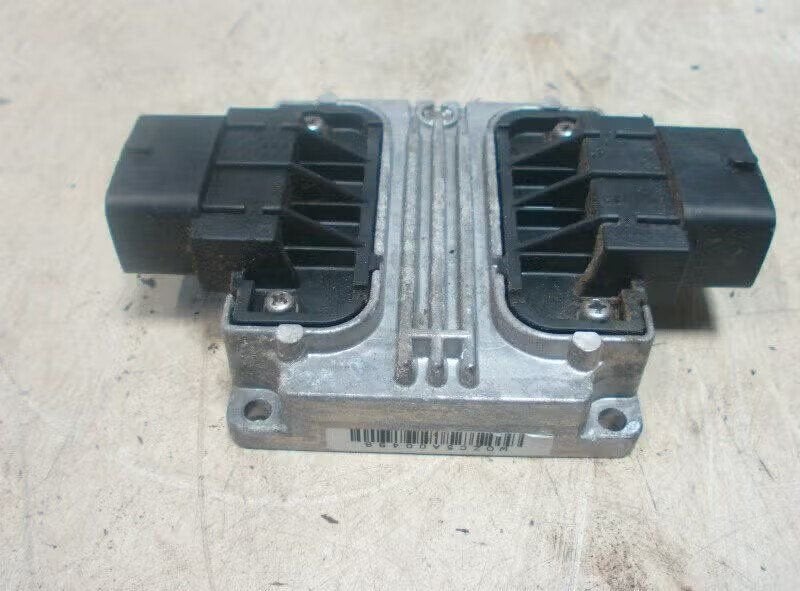 COMPUTER VERSNELLINGSBAK AUTOMAAT Signum (F48) (55-555-997), Bahnhofsplatz 65423 Rüsselsheim am Main, DE, Gebruikt, Opel, Opel Automobile GmbH