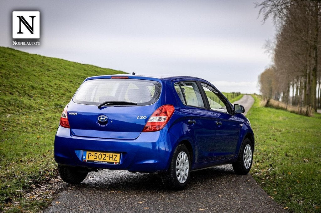 Hyundai i20 1.2i DynamicVersion | Nieuwe banden | 5 deurs, 450 kg, Gebruikt, 4 cilinders, Met garantie (alle)