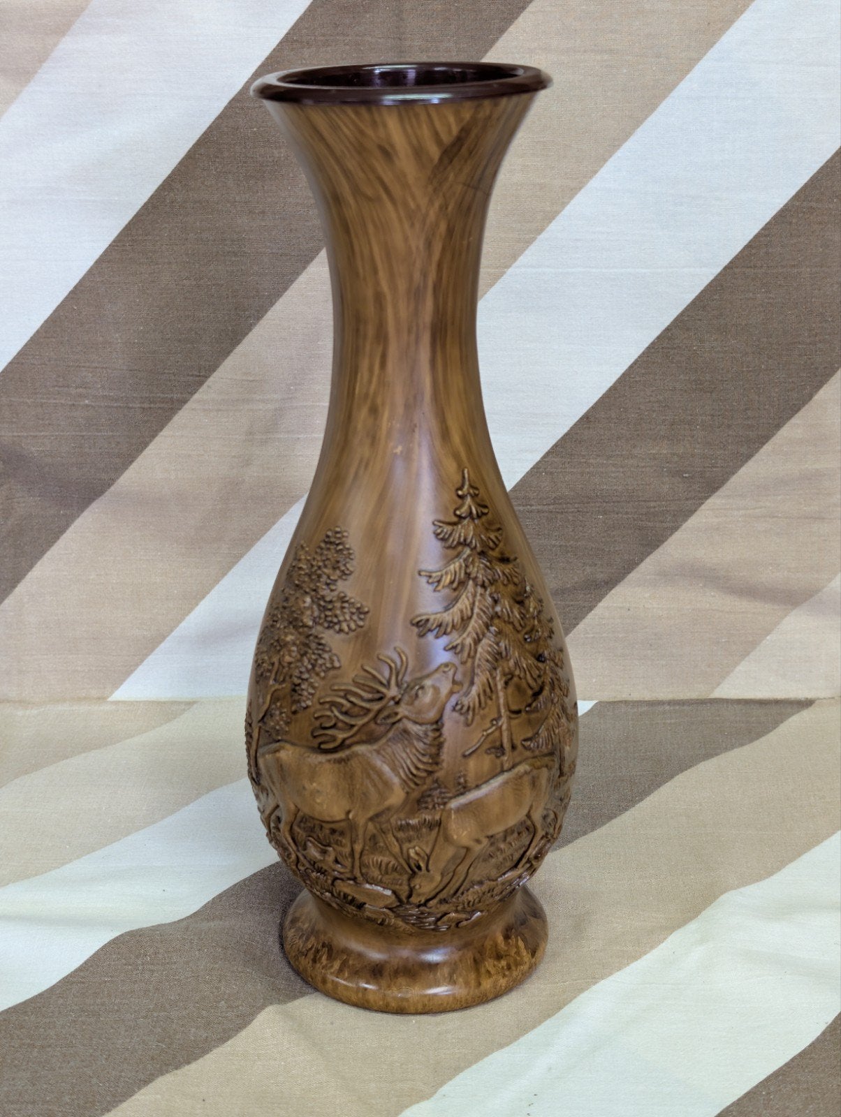 Vintage vaas met reliëf van herten en bomen, Ophalen of Verzenden