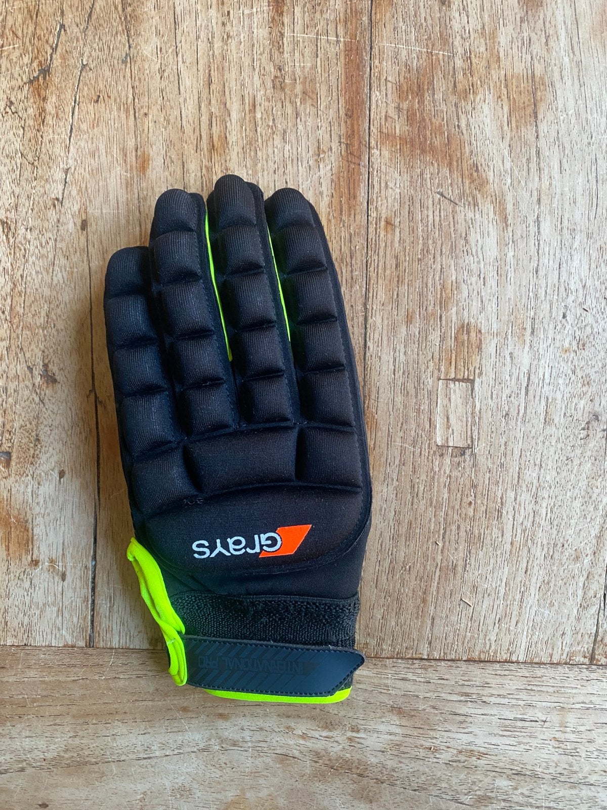 Grays hockey handschoen voor op zaal. Maat M, Sport en Fitness, Ophalen of Verzenden, Zo goed als nieuw, Overige typen