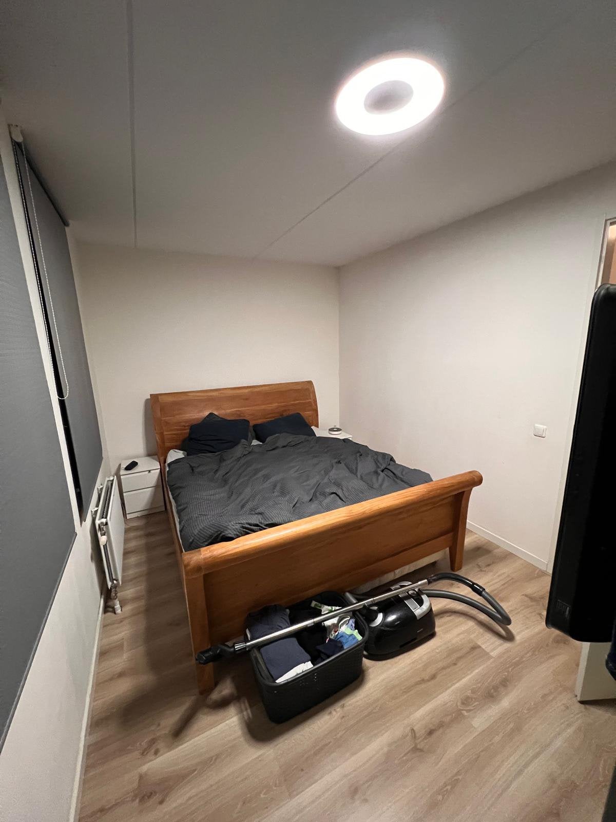 Houten ombouw, bedframe, ledikantombouw 2 pp bed 180x210 cm, Ophalen, Gebruikt, 210 cm, Tweepersoons