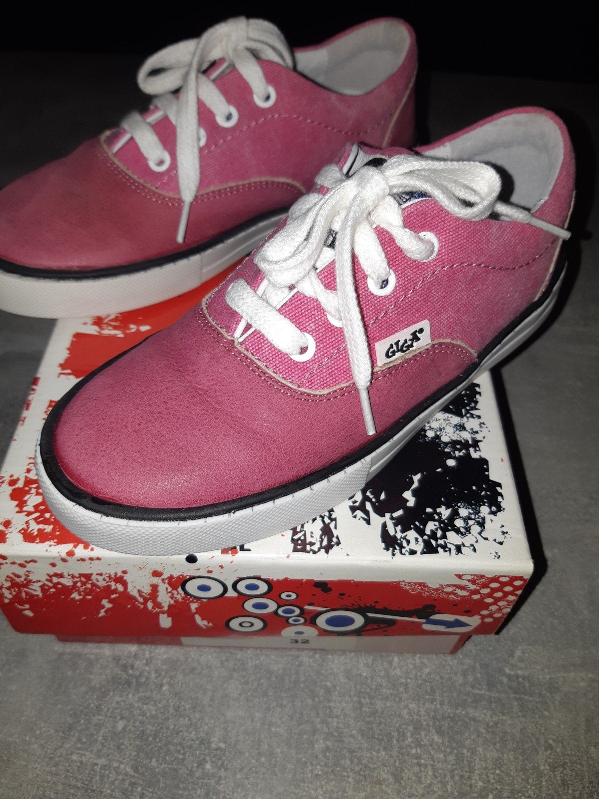 Giga seda fuxia kinderschoenen maat 32 nieuw in doos, Kleding | Dames, Onbekend, Nieuw, Ophalen of Verzenden, Sneakers of Gympen