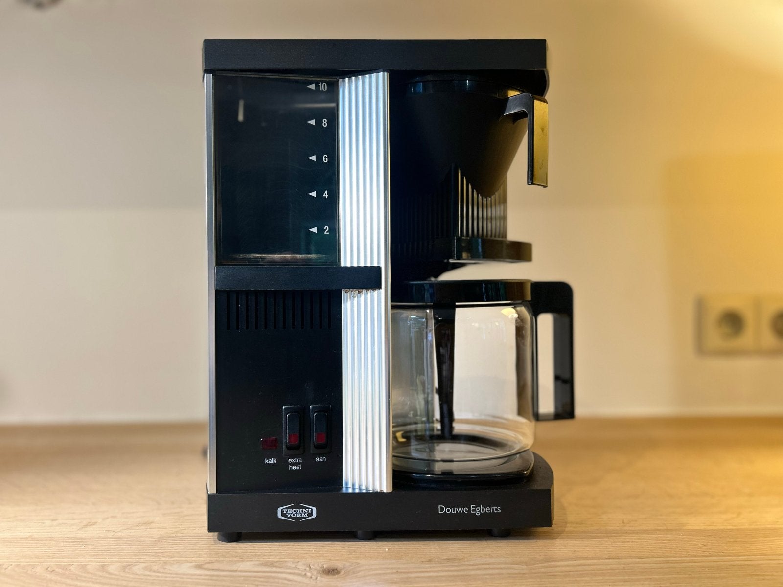Douwe Egberts Technivorm Moccamaster Koffiezetapparaat, Gebruikt, 10 kopjes of meer, Koffiemachine, Gemalen koffie