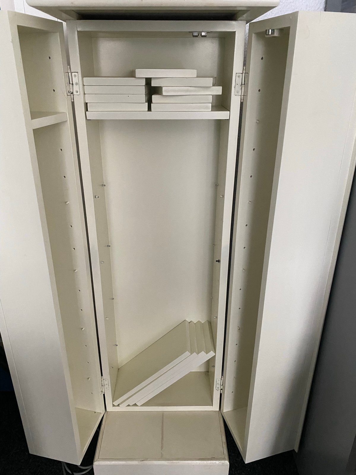 Uniek multifunctioneel kastje - 43x134 cm - Opknapproject, Huis en Inrichting, Kasten | Overige, Ophalen, Gebruikt