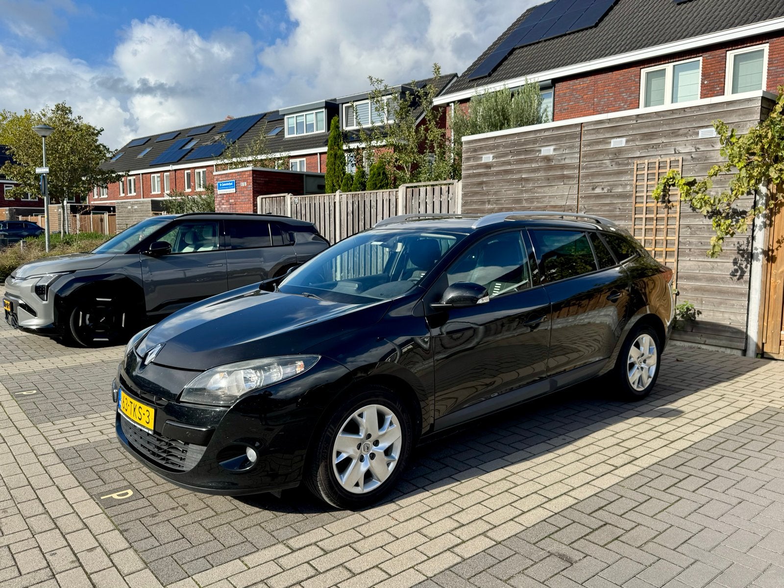 Renault Mégane Estate 1.5 dCi 110 pk – 2012|NAP|APK juni ‘27, Auto's, Voorwielaandrijving, Euro 5, Stof, Zwart