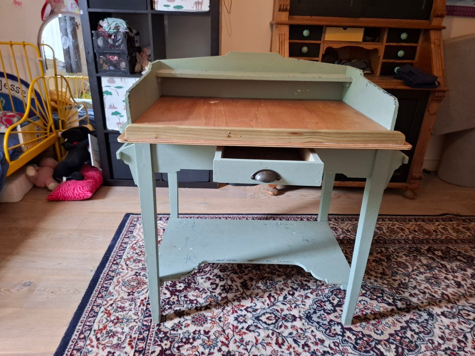 Vintage Aankleedtafel / Commode - Mintgroen Hout, Kinderen en Baby's, Badjes en Verzorging, Gebruikt, Overige typen, Standaard