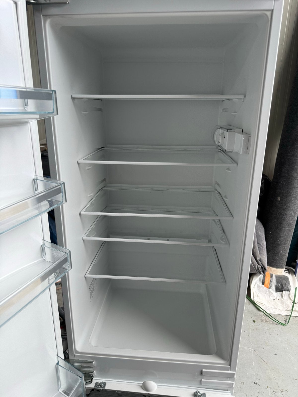 Siemens inbouw koelkast KIV34A, Ophalen, 100 tot 150 liter, 160 cm of meer, Zo goed als nieuw