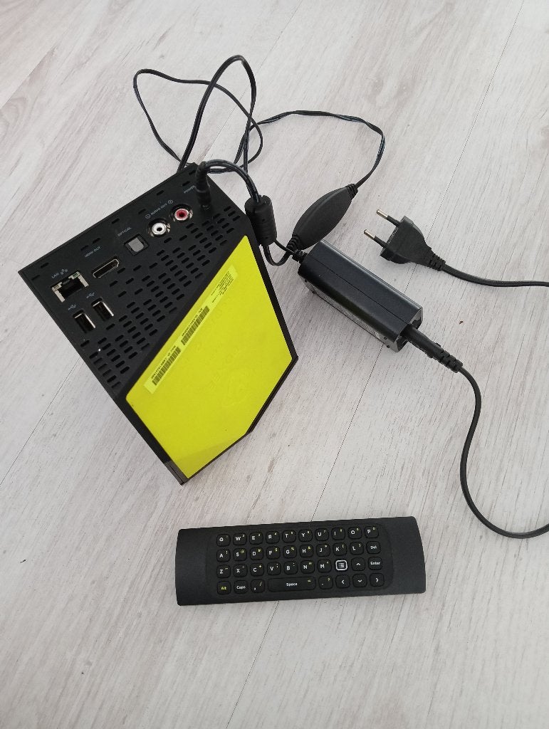 D-Link Boxee Box DSM-380 – Defect / Voor onderdelen, Audio, Tv en Foto, Mediaspelers, Ophalen of Verzenden, Niet werkend, HDMI