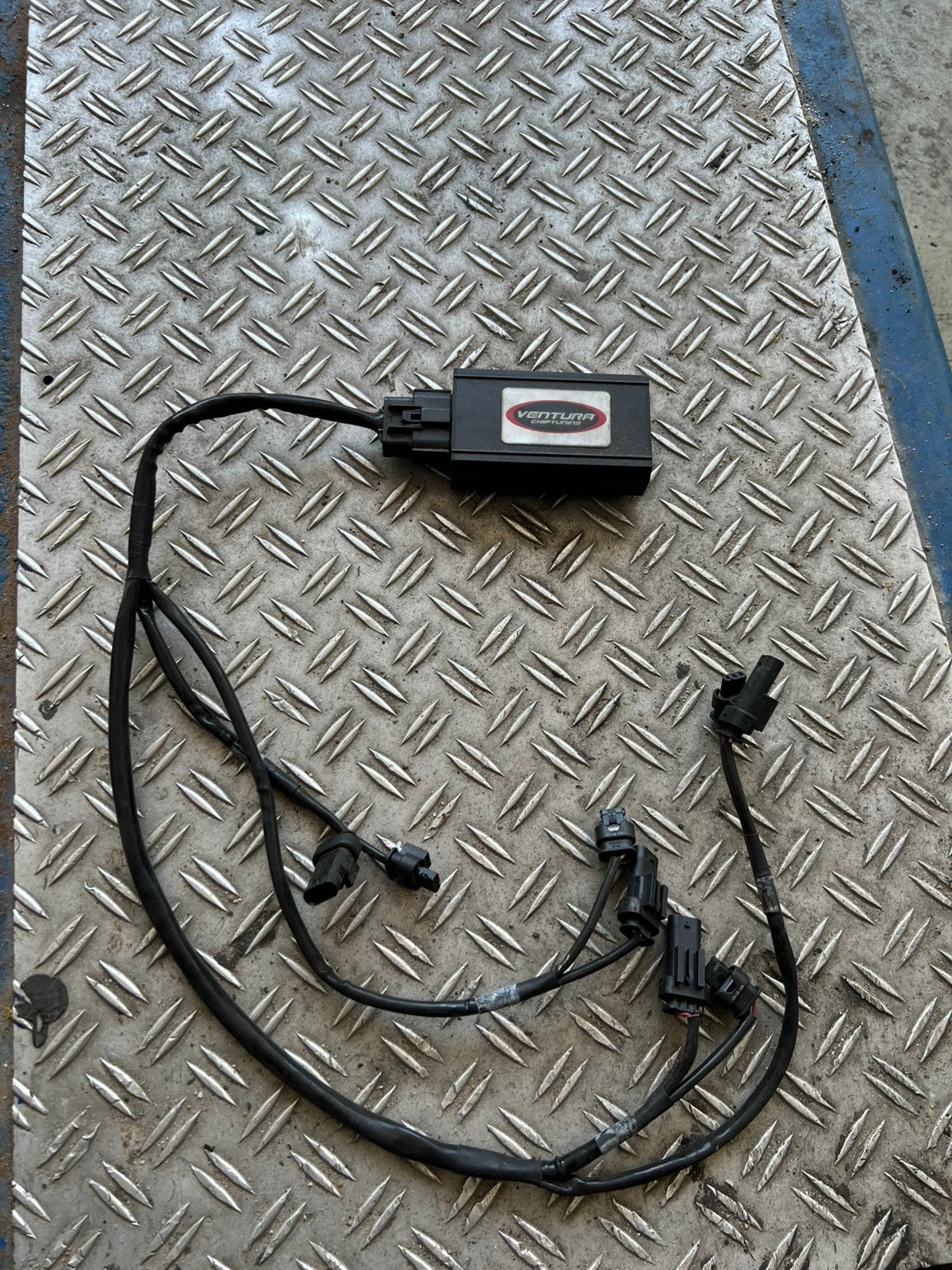 Tuning box mercedes 1.3 benzine a/b/cla/gla, Ophalen of Verzenden, Zo goed als nieuw