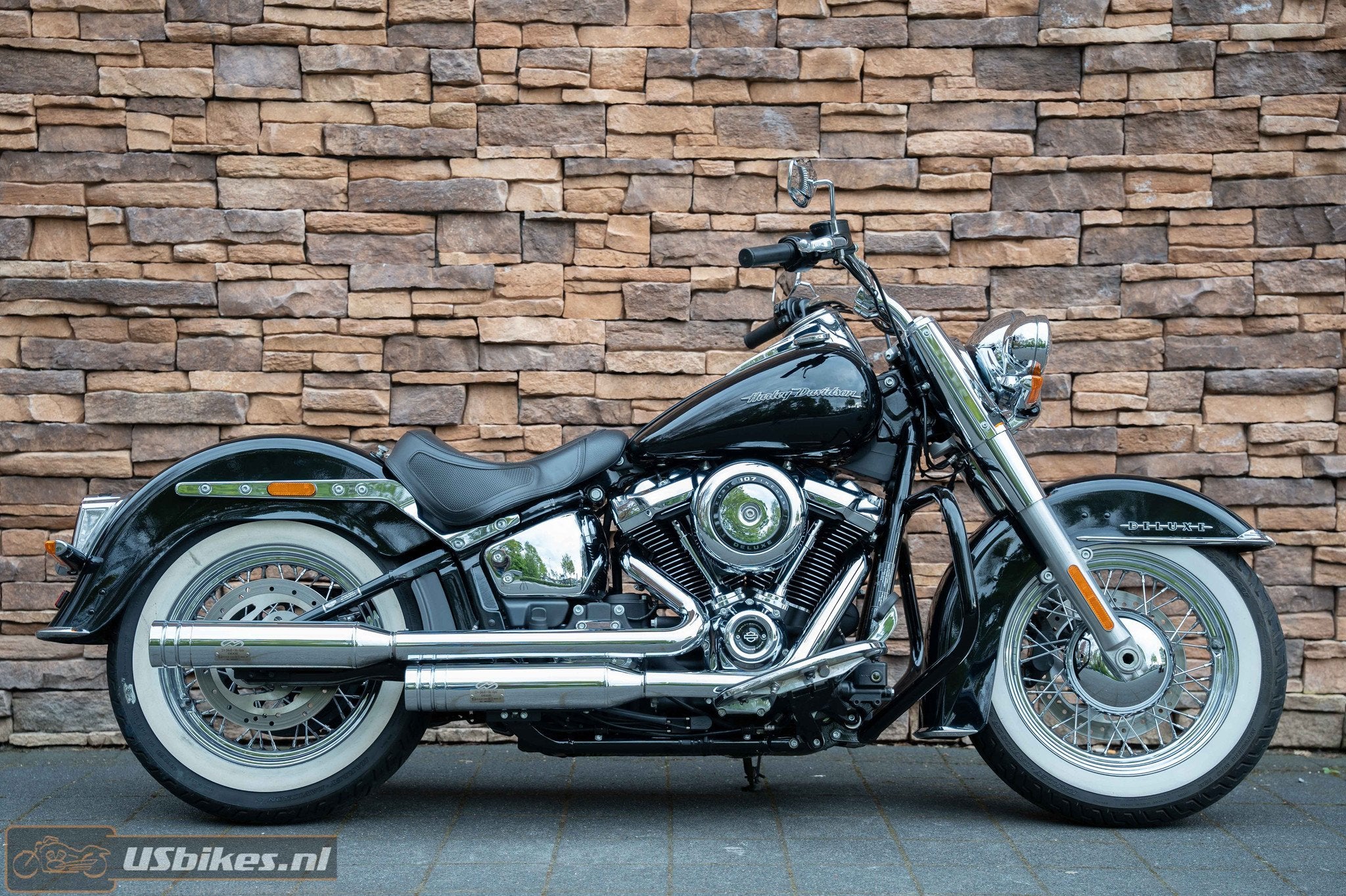Harley-Davidson FLDE Softail Deluxe 107 M8 5HD (bj 2020), Motoren, Motoren | Harley-Davidson, 1745 cc, Info@harley-davidson.com