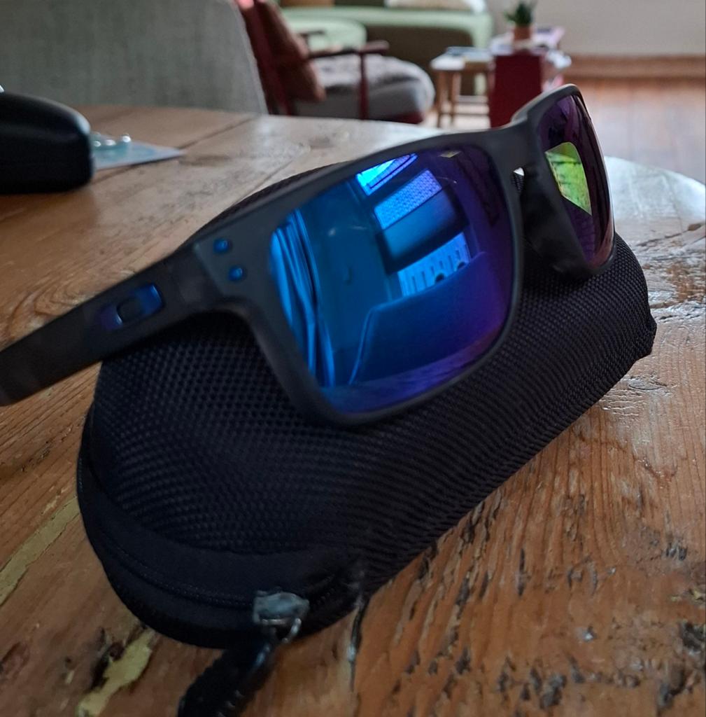 Oakley Holbrook / prizm sapphire polarized, Sieraden, Tassen en Uiterlijk, Zonnebrillen en Brillen | Heren, Zonnebril, Zwart, Nieuw