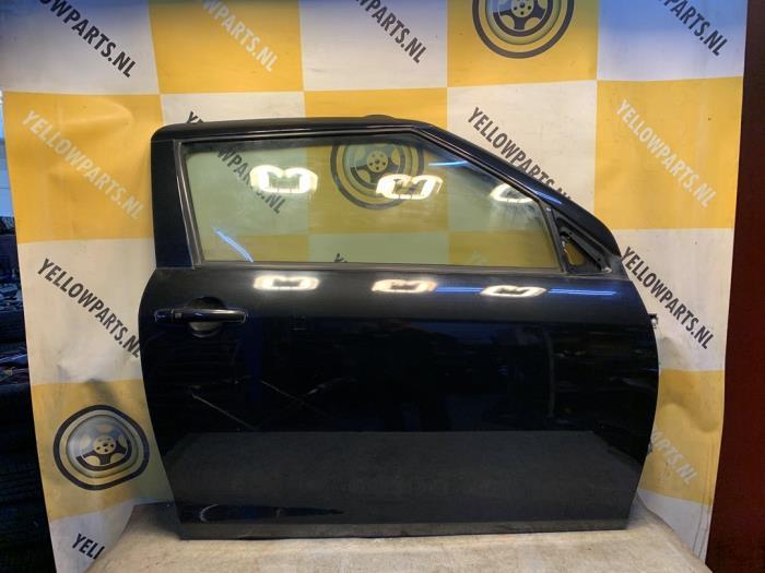 Portier 2Deurs rechts van een Suzuki Swift (ZCE), Gebruikt, -, Deur, -