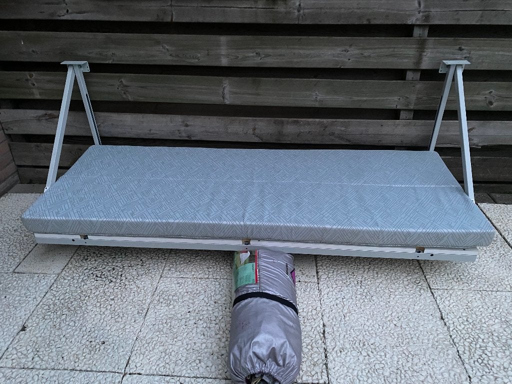 Inklapbaar bed met kussen voor caravan/camper, NIEUW, Ophalen, Nieuw