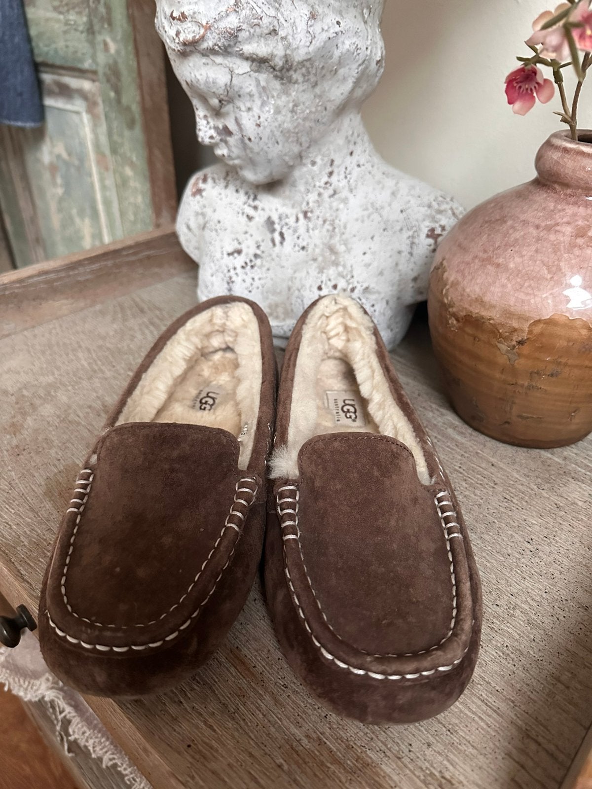 Ugg pantoffel nieuw 37, Ophalen of Verzenden, Zo goed als nieuw, Sneakers of Gympen
