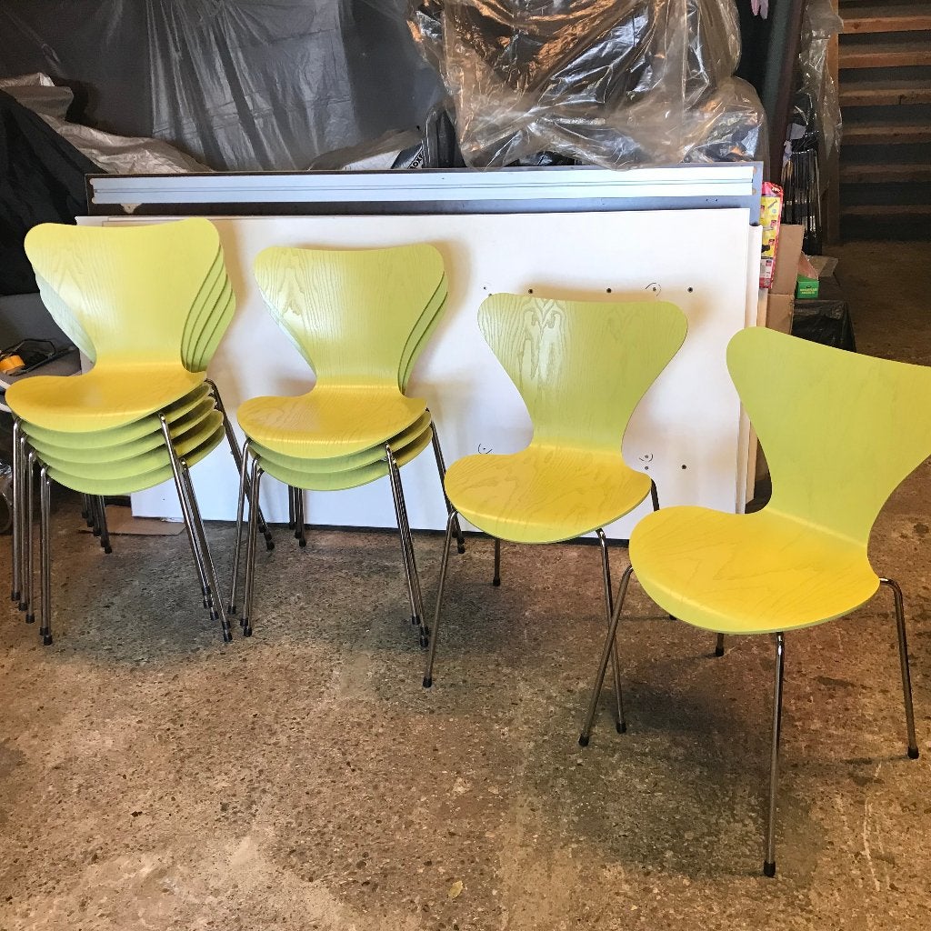 6 IZGS lime Fritz Hansen 3107 vlinder stoel stoelen grof, Bruin, Ophalen of Verzenden, Zo goed als nieuw, Nvt
