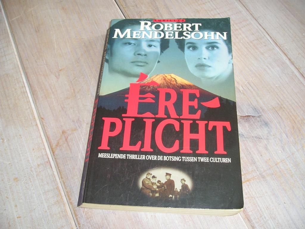 Robert Mendelsohn - Ereplicht, Ophalen of Verzenden, Gelezen, Robert Mendelsohn