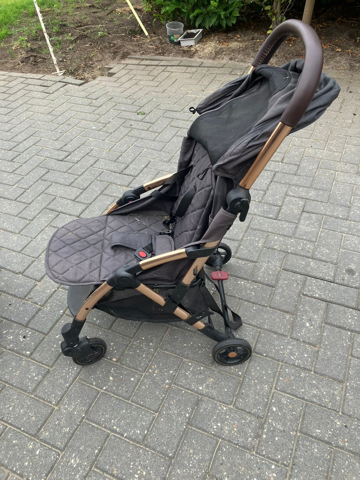 Buggy.  Gebruikt, Ophalen of Verzenden, Gebruikt