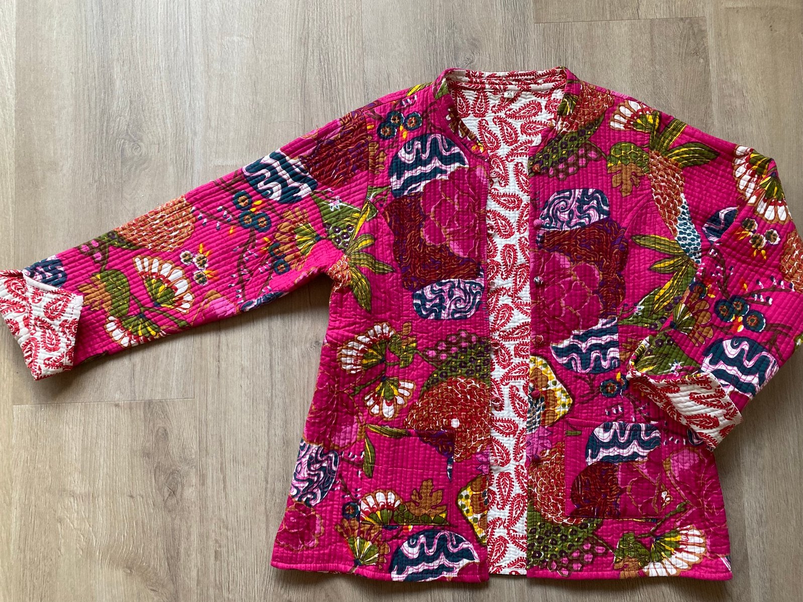 Kantha Guilt Jasje | gewatteerd | roze | maat M/L, Kleding | Dames, Maat 38/40 (M), Ophalen of Verzenden, Zo goed als nieuw, Jasje