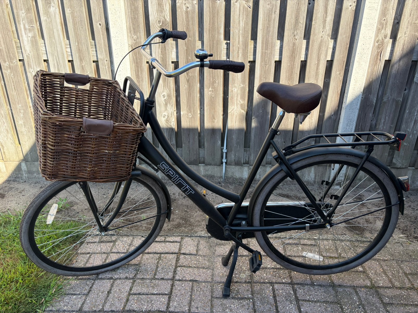 Spirit omafiets 28 inch, Fietsen en Brommers, Ophalen, Terugtraprem, Gebruikt, 56 cm of meer
