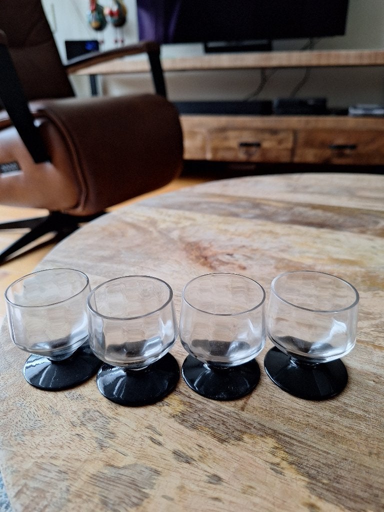 Antieke likeur glaasjes, Ophalen of Verzenden