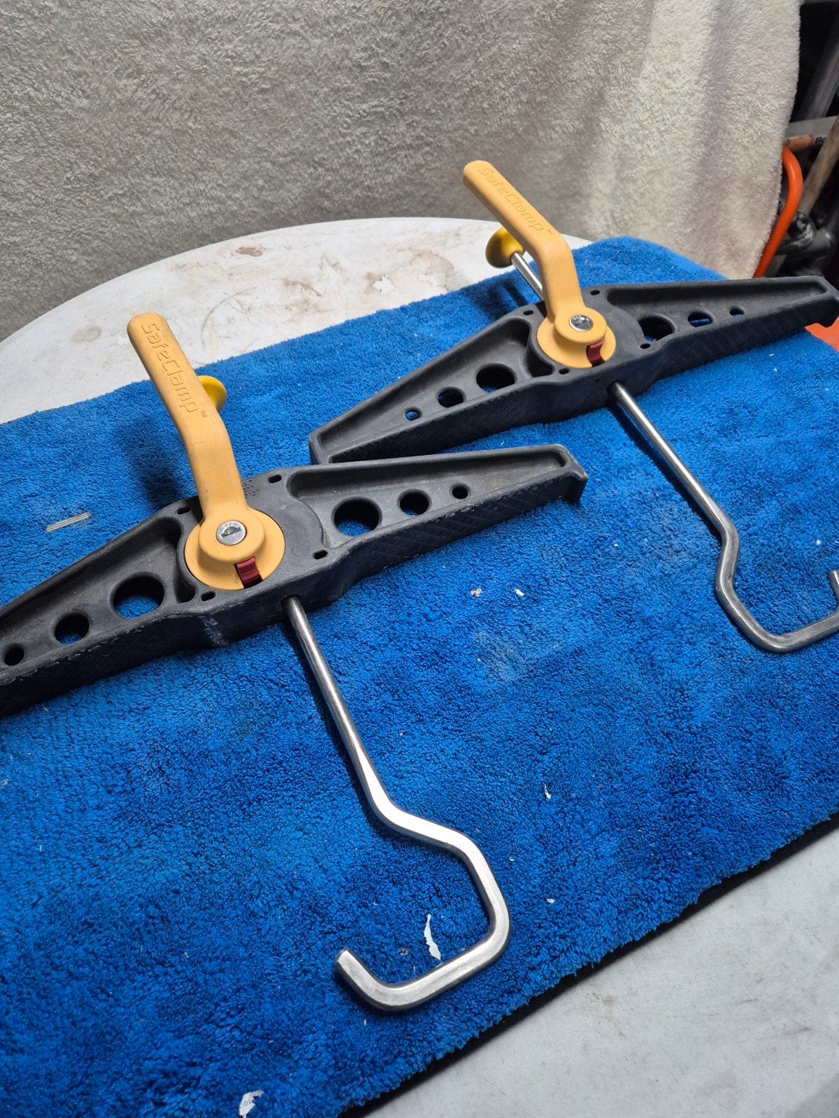 Rhino SafeClamp dakdrager klemmen - set van 2, Ophalen of Verzenden, Gebruikt