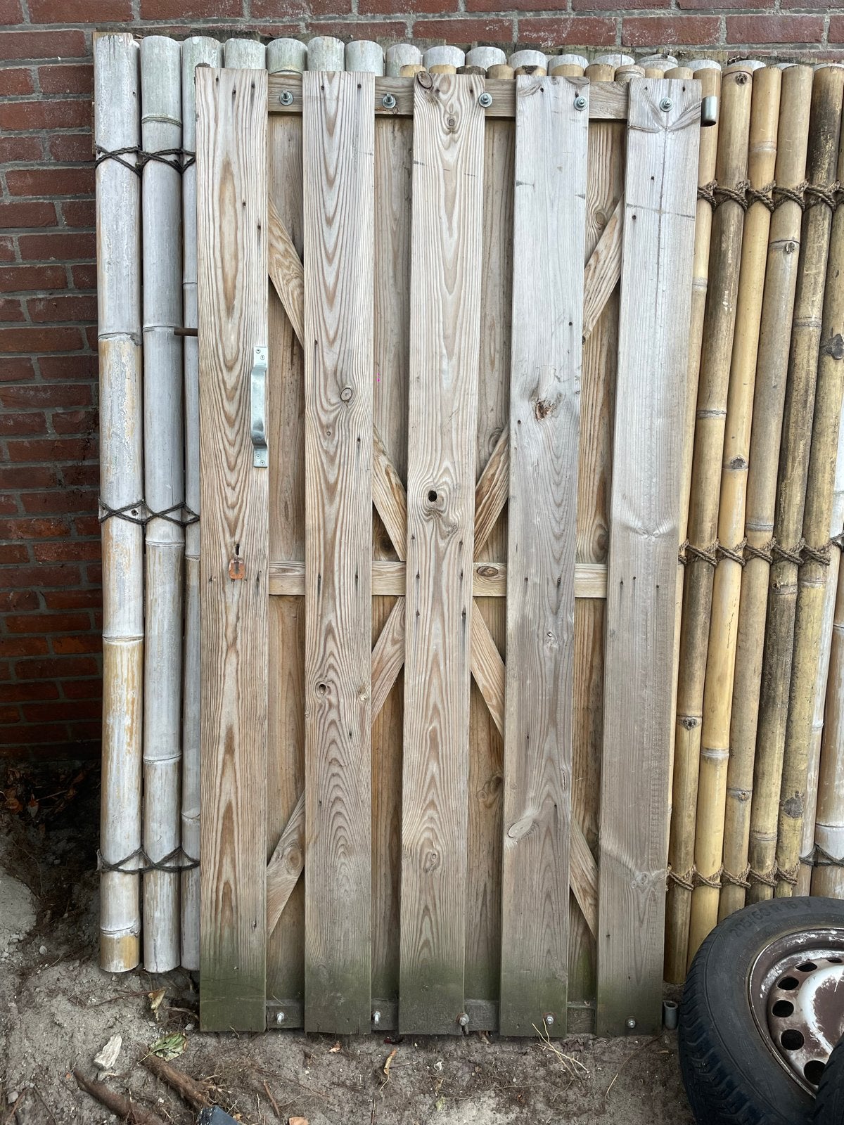 Houten tuinpoort met slot en grendel, Tuin en Terras, Tuinpoorten, Ophalen, Gebruikt, 100 tot 150 cm, Looppoort