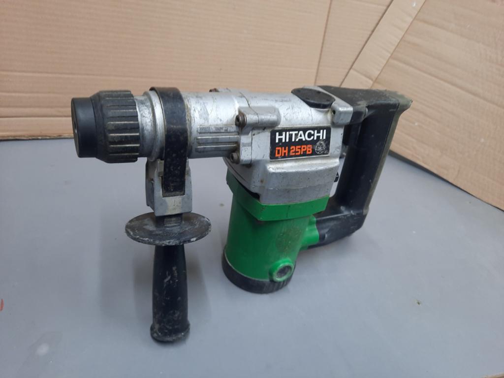 Hitachi goedwerkende boorhamer 650 watt, Doe-het-zelf en Verbouw, Gereedschap | Boormachines, Ophalen of Verzenden, Gebruikt, Boor- en/of Breekhamer