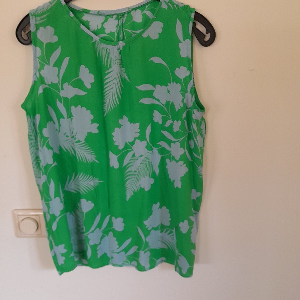 co ord set emily van den bergh rok en top groen mt 38, Emily van den bergh, Ophalen of Verzenden, Zo goed als nieuw