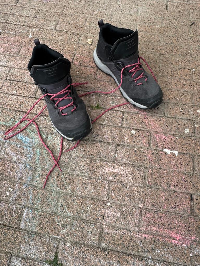 Quechua wandelschoenen dames maat 40, Ophalen of Verzenden, Zo goed als nieuw, Schoenen