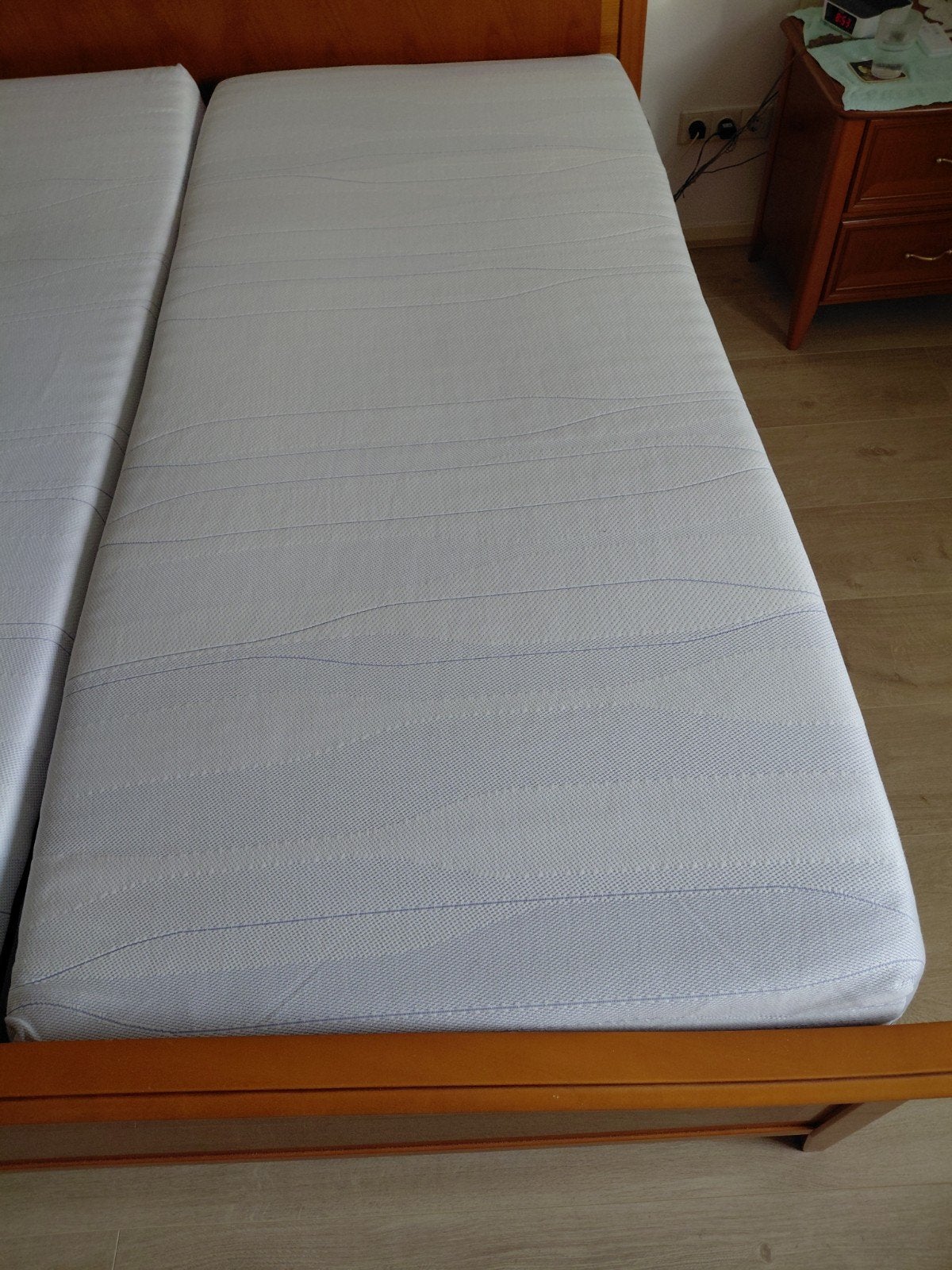 2 matrassen en 2 lattenbodems, Ophalen, Gebruikt, 90 cm, Eenpersoons